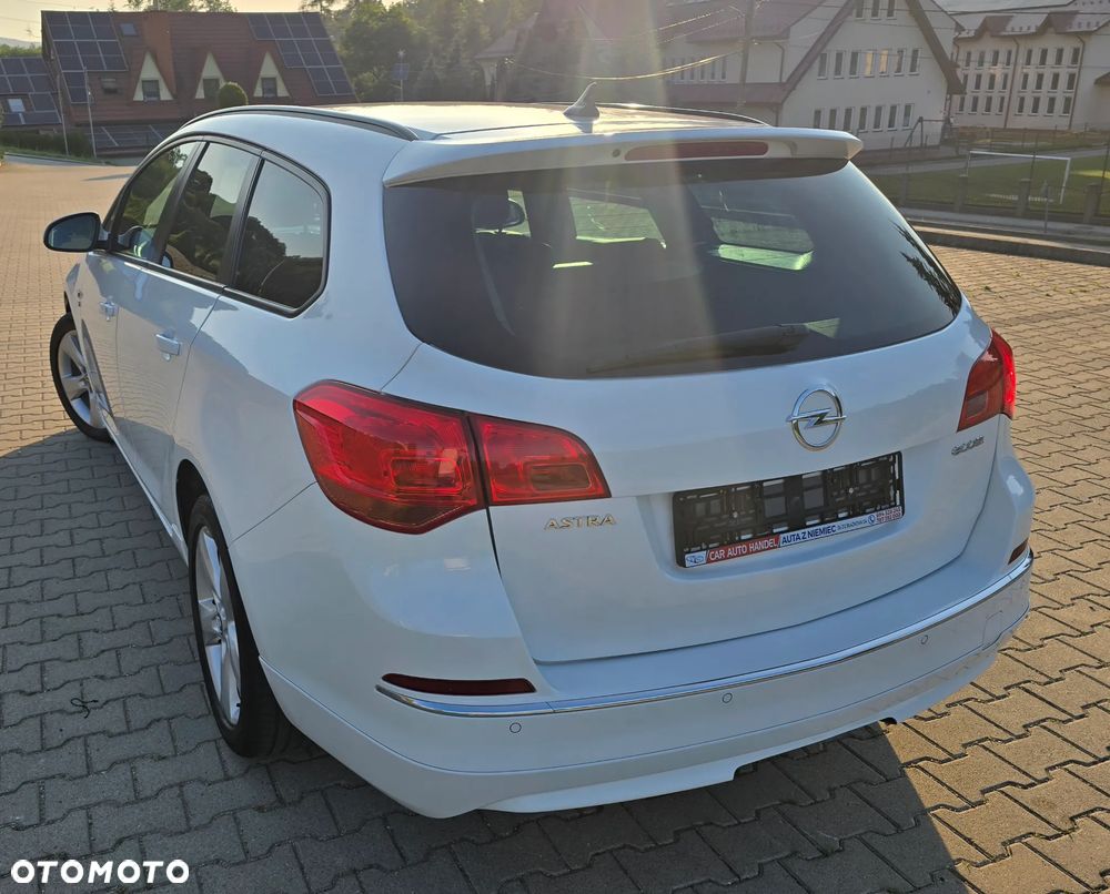 Opel Astra 1.4 T Cosmo - 16