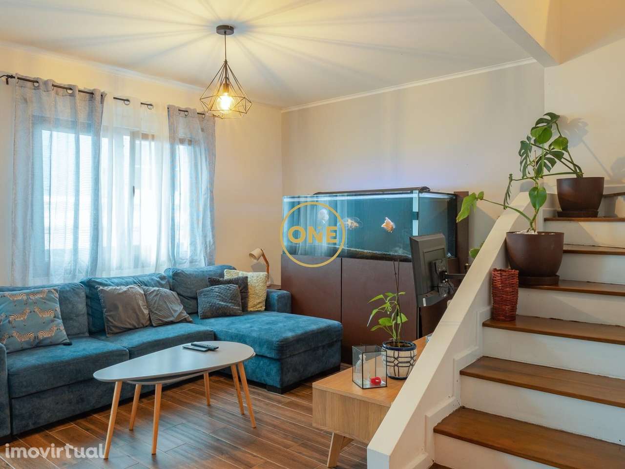 Moradia V2 + 1 com Terraço no Centro Histórico de Ponta Delgada - Grande imagem: 2/13