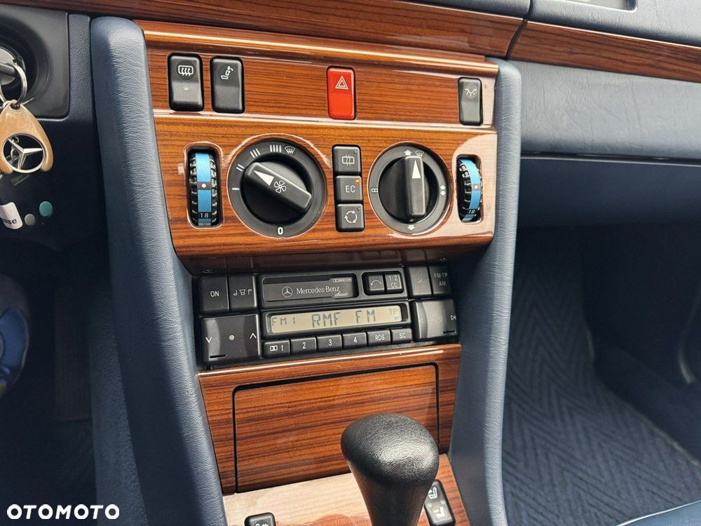 Mercedes-Benz W124 (1984-1993) - 14