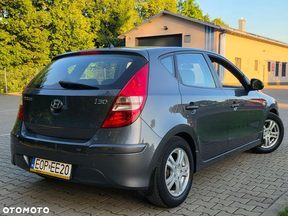 Hyundai i30 i30cw 1.4 Edition Plus - 4