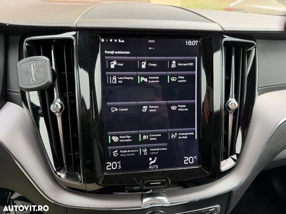 Volvo XC 60 T8 AWD Recharge Geartronic Inscription - 17