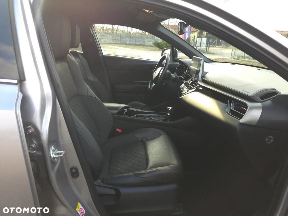 Toyota C-HR 1.8 Hybrid Prestige - 16