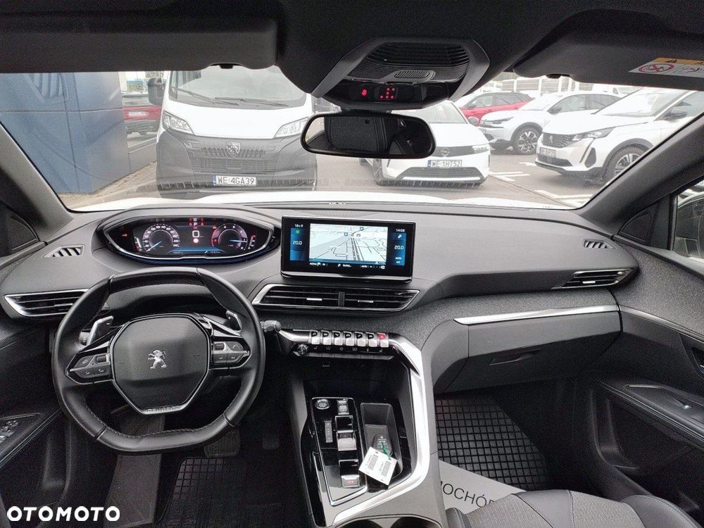 Peugeot 5008 - 8