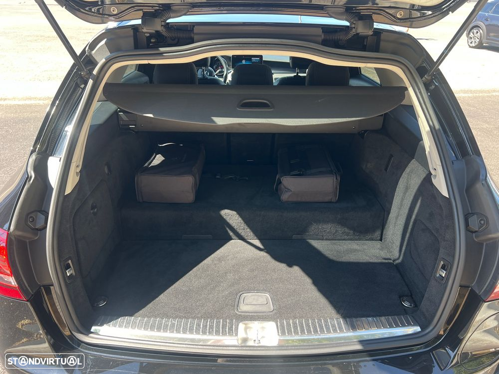 Mercedes-Benz C 300 e Avantgarde - 22