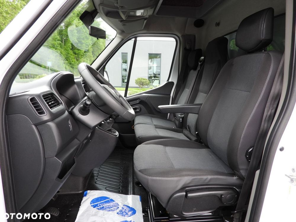 Renault MASTER  PLANDEKA 10 PALET TEMPOMAT LEDY PNEUMATYKA KLIMATYZACJA  165KM - 29