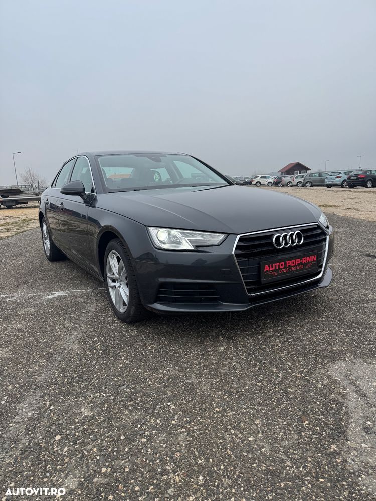 Audi A4 - 1