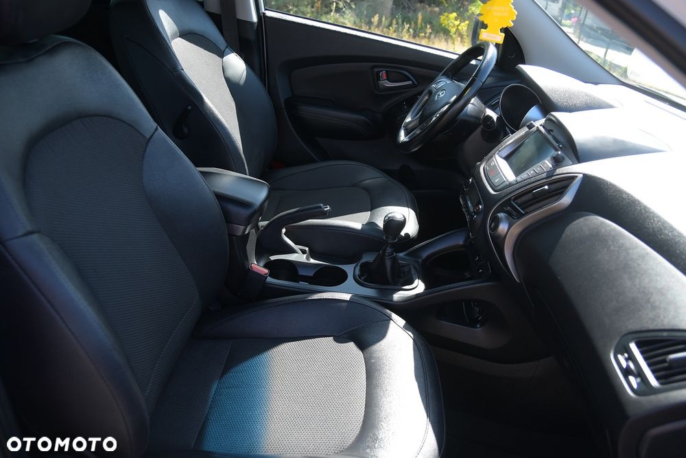 Hyundai ix35 blue 1.6 2WD Finale - 22