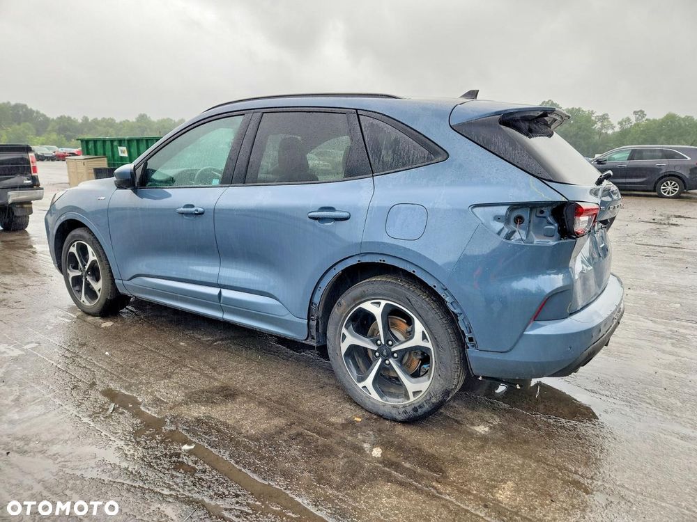 Ford Escape 2.0 EcoBoost AWD Titanium - 4
