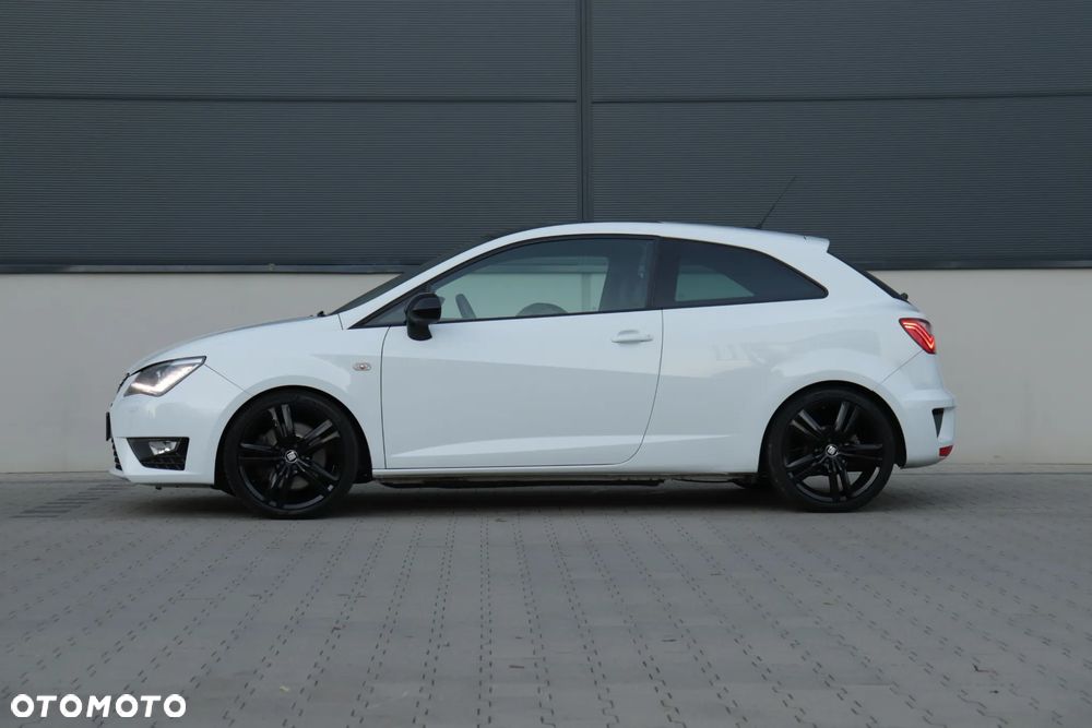 Seat Ibiza 2016 photo 4