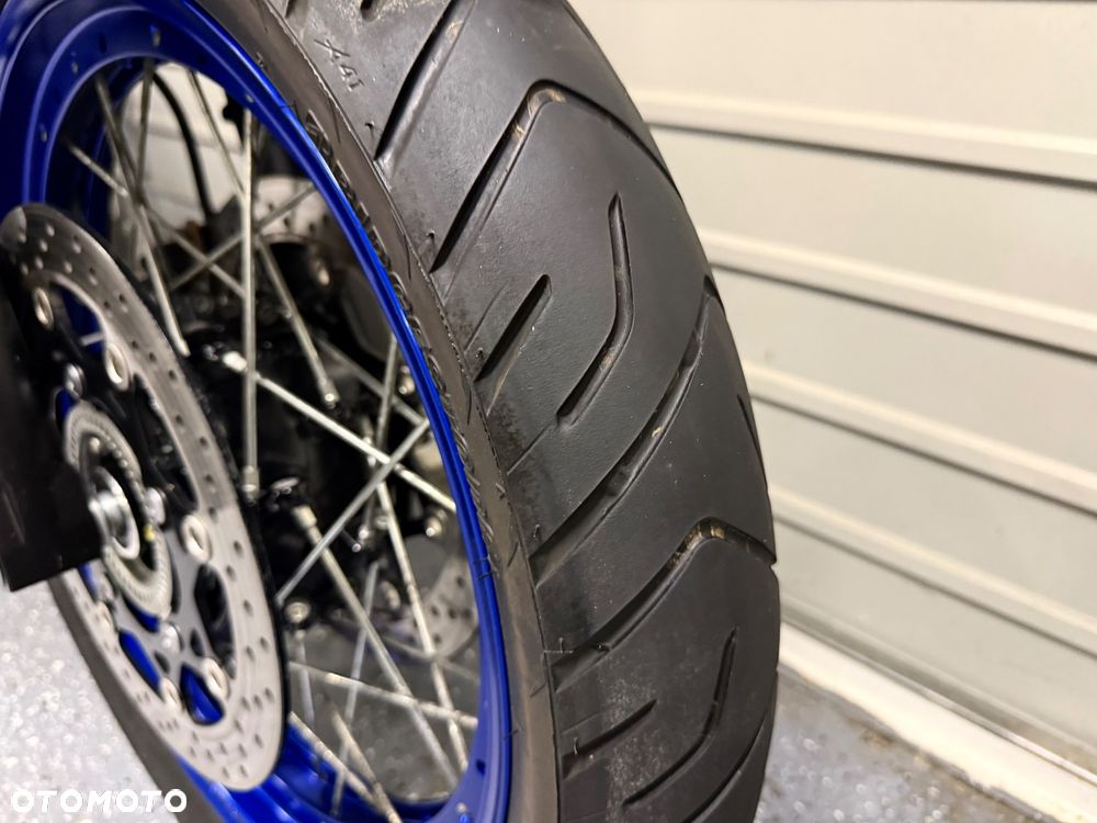 Suzuki V-STROM - 11