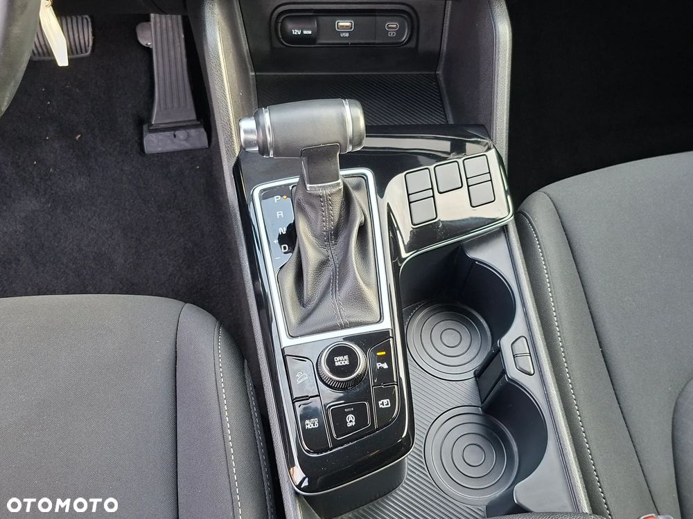 Kia Sportage - 16