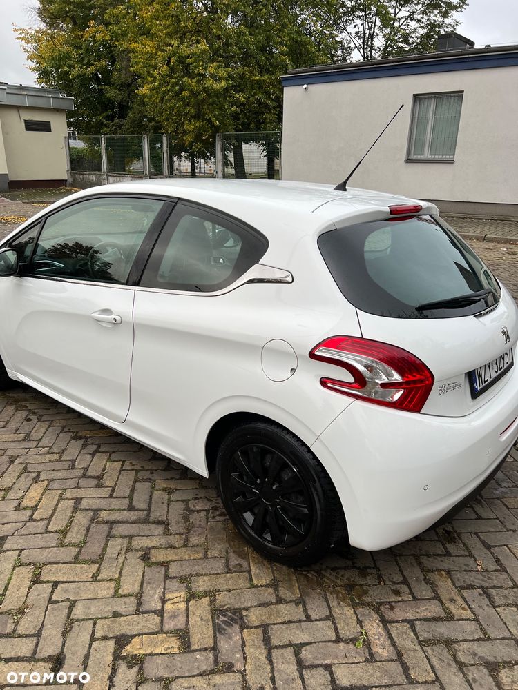 Peugeot 208 1.6 VTi Allure - 6