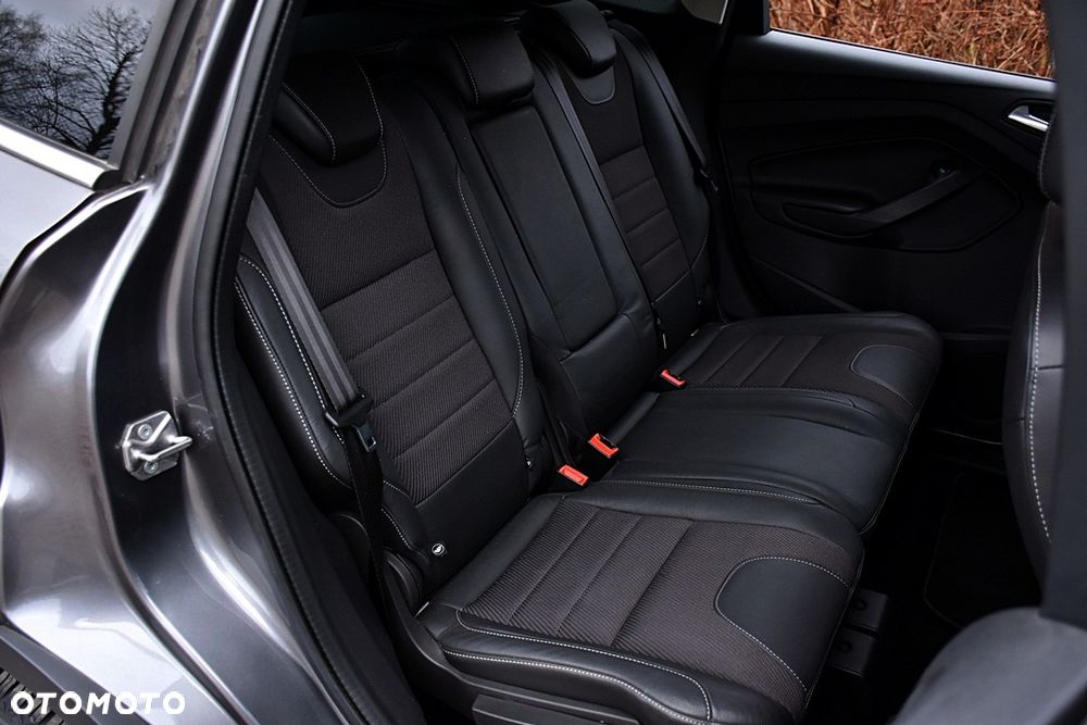 Ford Kuga 2.0 TDCi 4x4 Titanium - 7