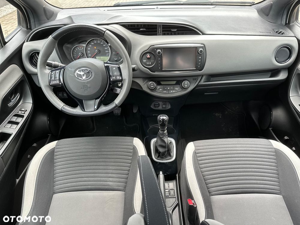 Toyota Yaris 1.33 VVT-i Edition - 26