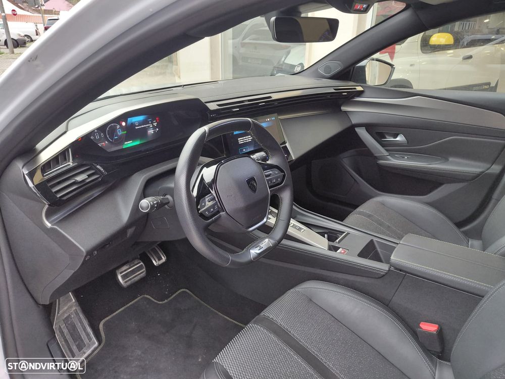 Peugeot 308 1.6 Hybrid GT Pack e-EAT8 - 13