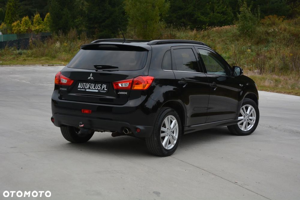 Mitsubishi ASX - 12