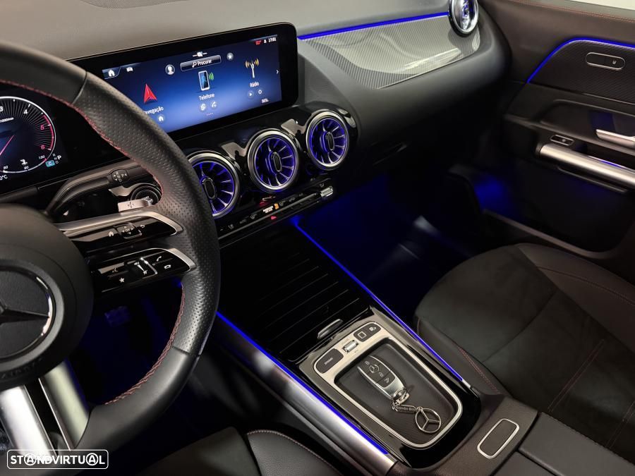 Mercedes-Benz GLA 200 d AMG Line - 16