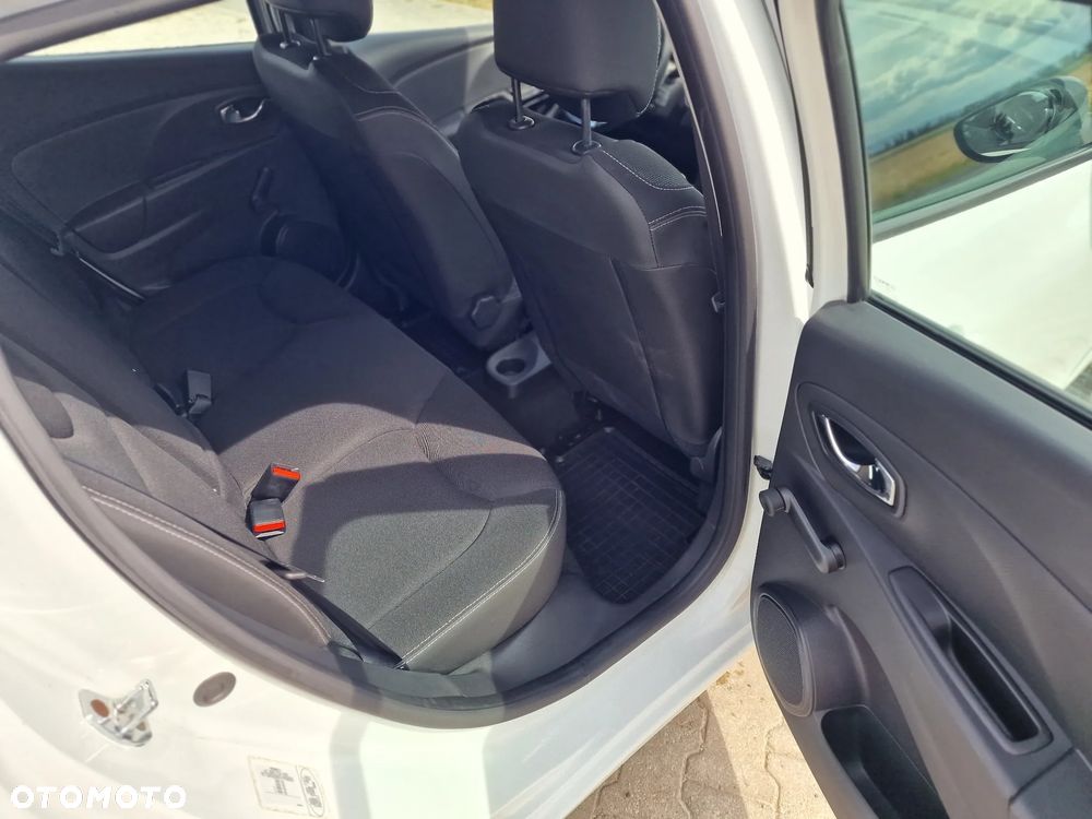 Renault Clio 1.2 16V 75 LIMITED - 22
