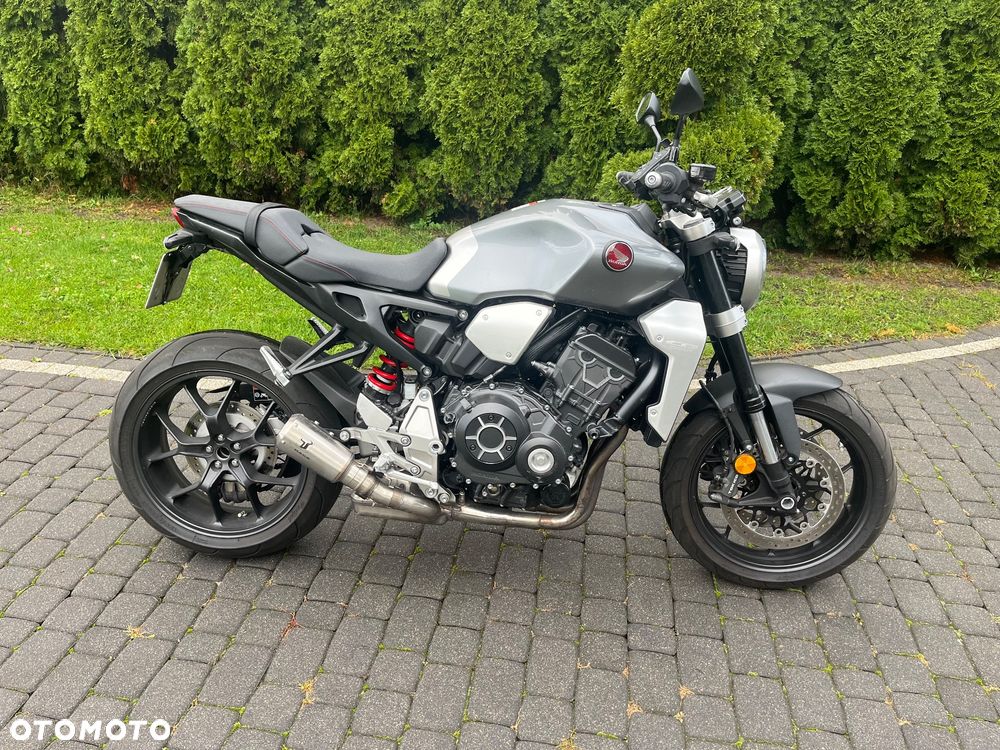Honda CB - 2