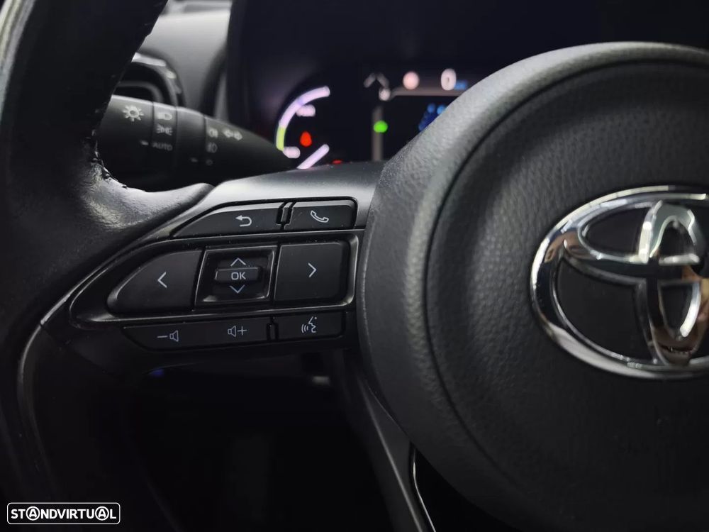 Toyota Yaris Cross 1.5 HDF Premier Edition - 27
