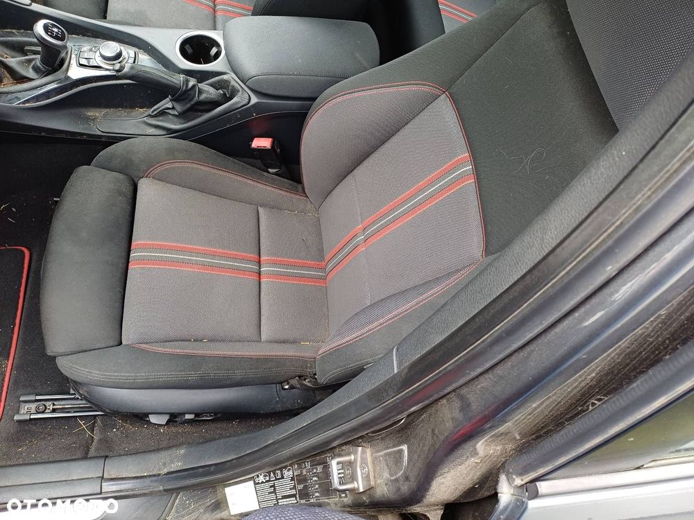 FOTELE KOMPLET LEWY PRAWY KANAPA TYŁ + BOCZKI BMW X1 E84 - 1