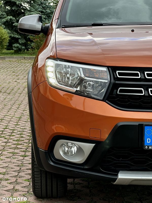 Dacia Sandero Stepway TCe 90 (S&S) Celebration - 21