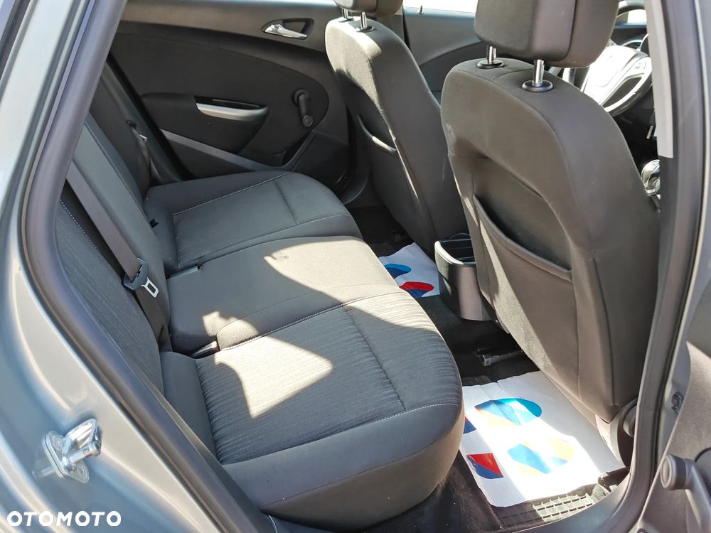 Opel Astra III 1.7 CDTI Cosmo - 16
