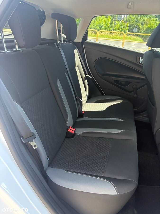 Ford Fiesta - 7