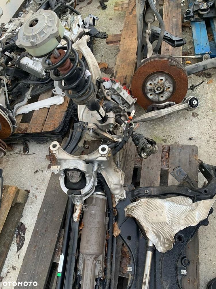 zwrotnica piasta tarcza wahacz audi q5 80a sq5 - 11