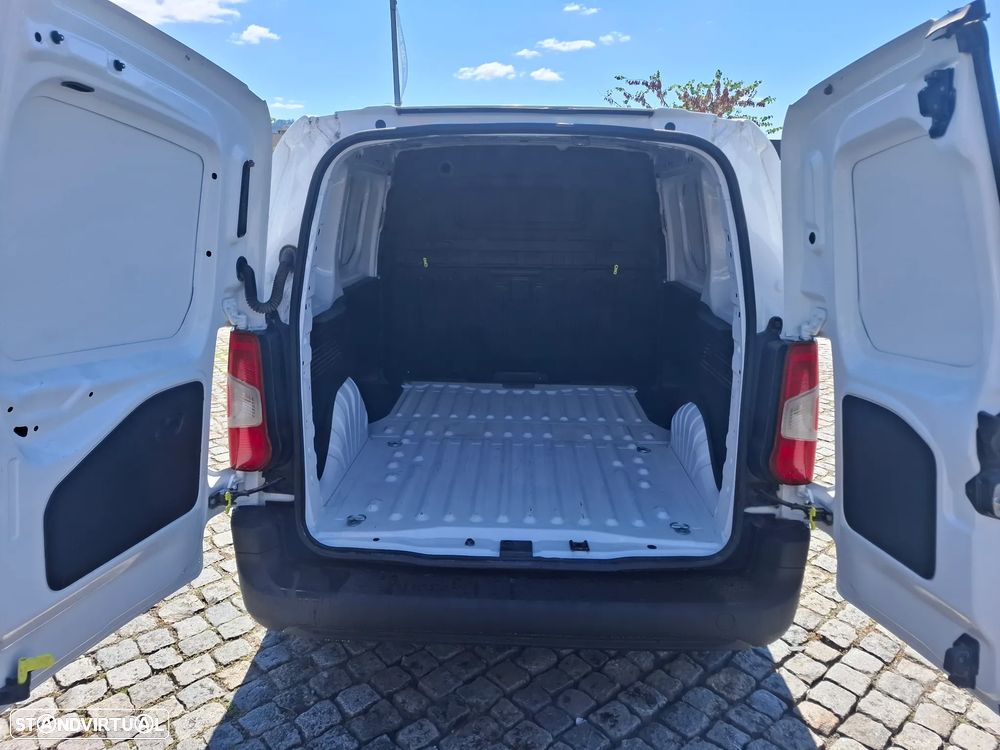 Toyota PROACE CITY 3LUGARES - 14