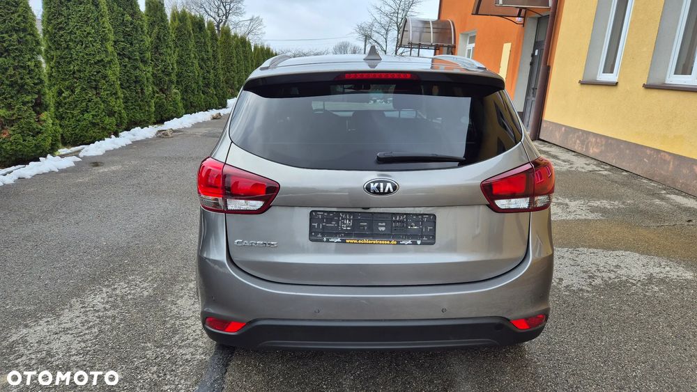Kia Carens 1.6 GDI Dream Team Edition - 7
