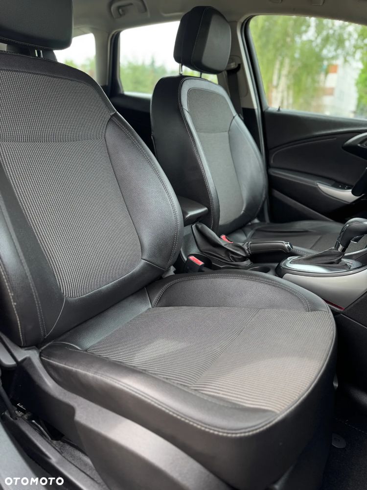 Opel Astra 1.6 Cosmo EU6 - 31