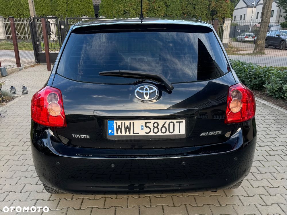 Toyota Auris 1.6 VVT-i Prestige Start - 3
