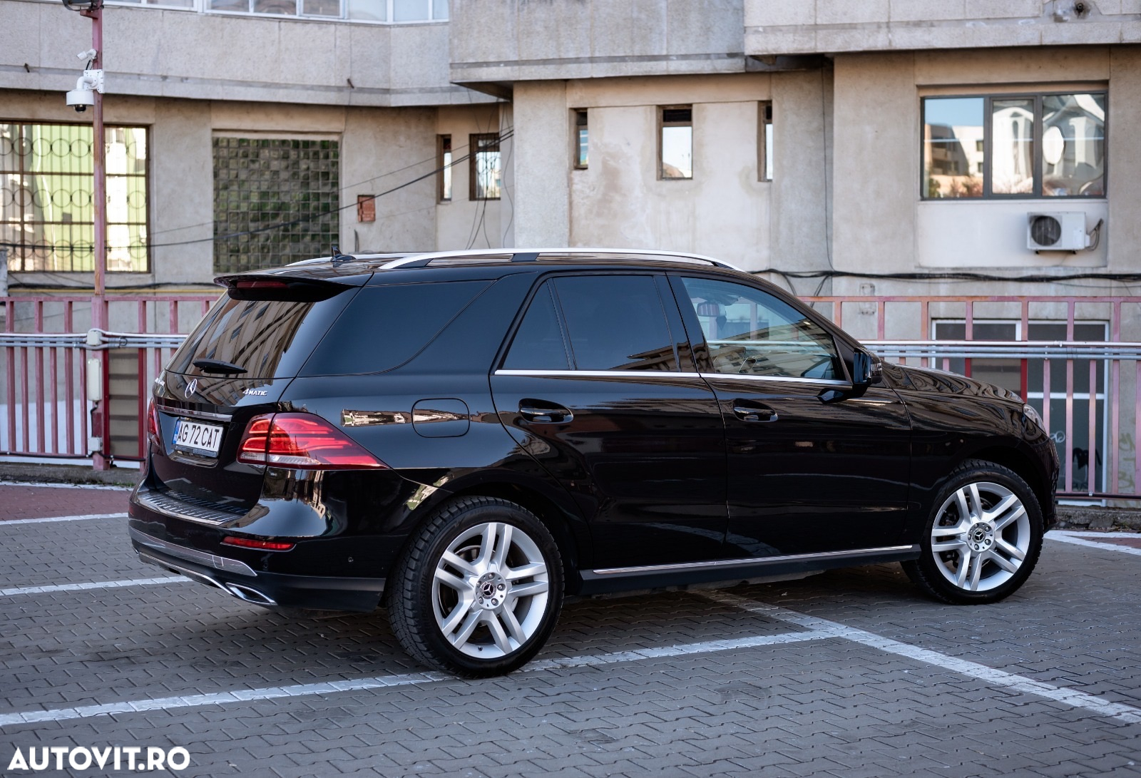 Mercedes-Benz GLE 350 d 4MATIC - 28