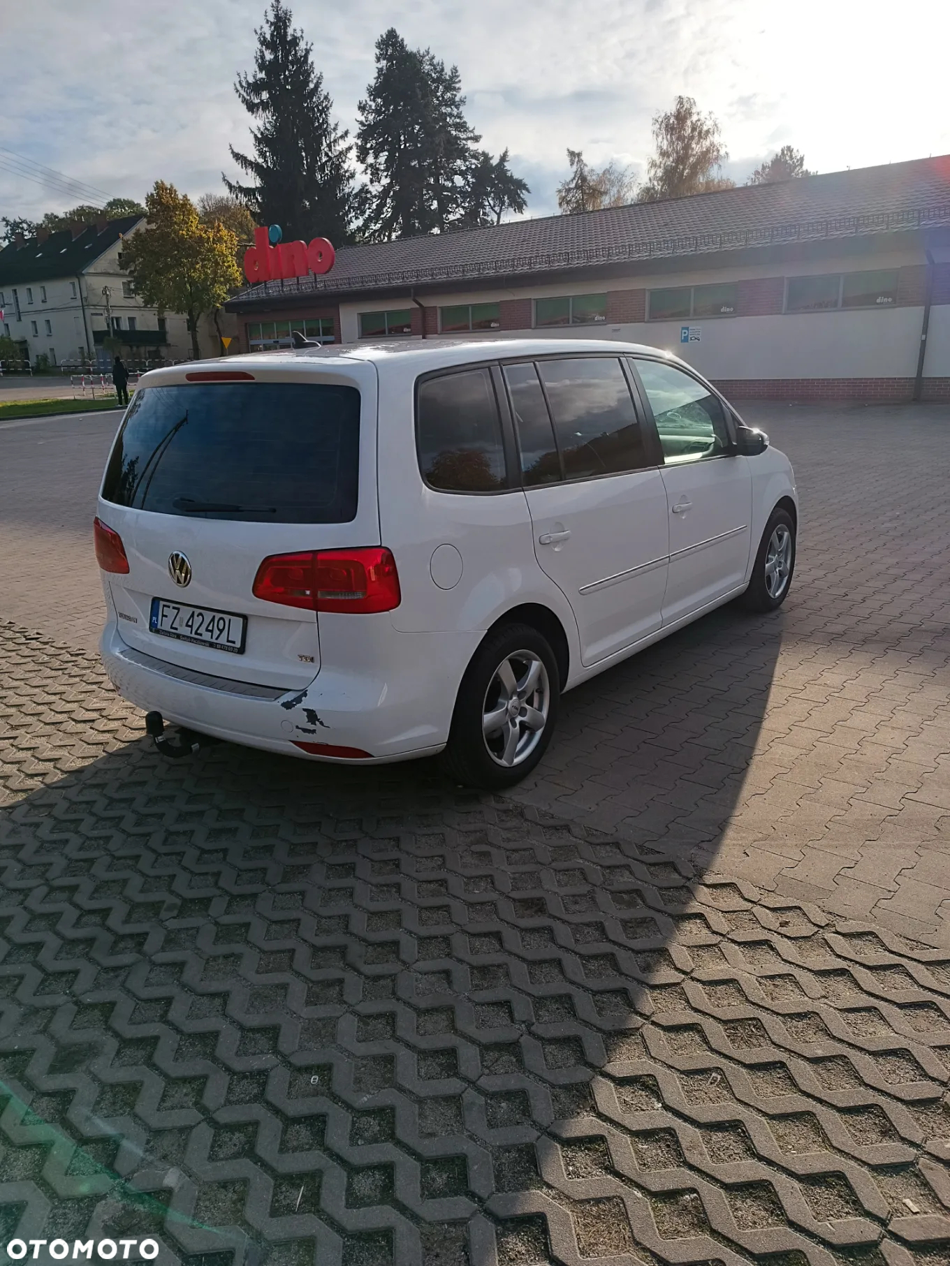 Volkswagen Touran - 9