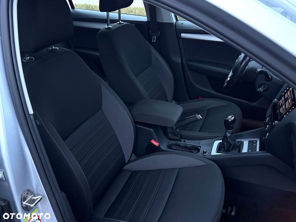 Skoda Octavia 1.5 TSI ACT Ambition - 10