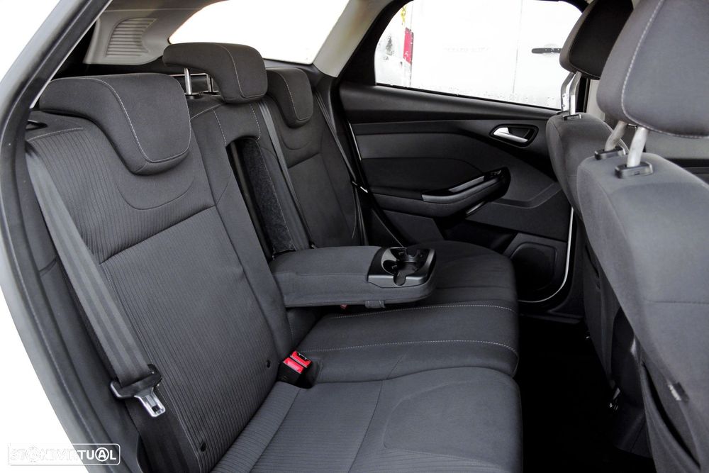 Ford Focus SW 1.0 SCTi Titanium Best - 16