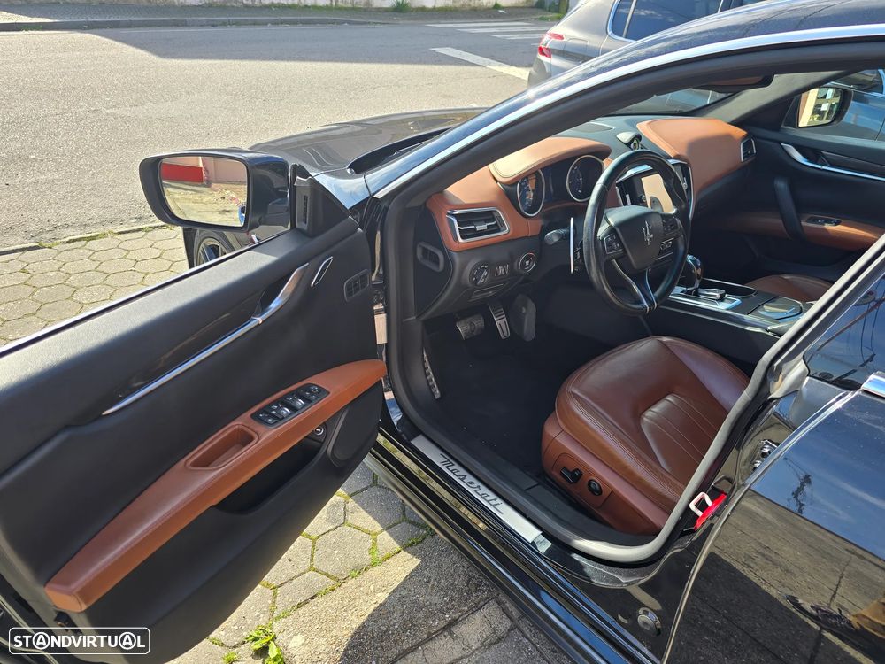 Maserati Ghibli Auto - 8