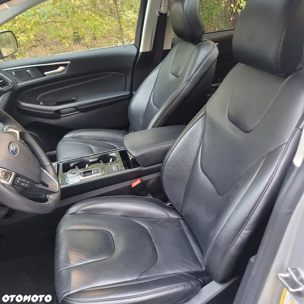 Ford Edge - 15