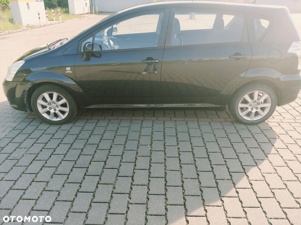 Toyota Corolla Verso 2.0 D-4D - 2