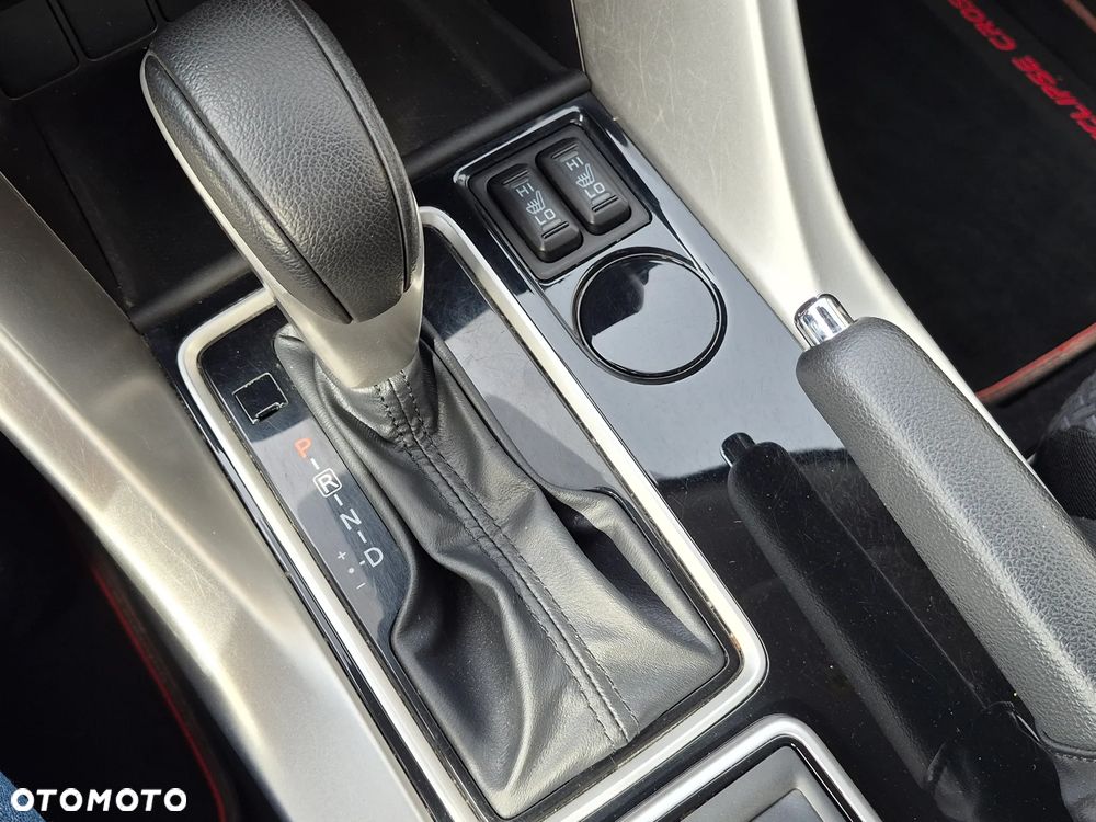 Mitsubishi Eclipse Cross 1.5 T GPF Invite Plus CVT - 30