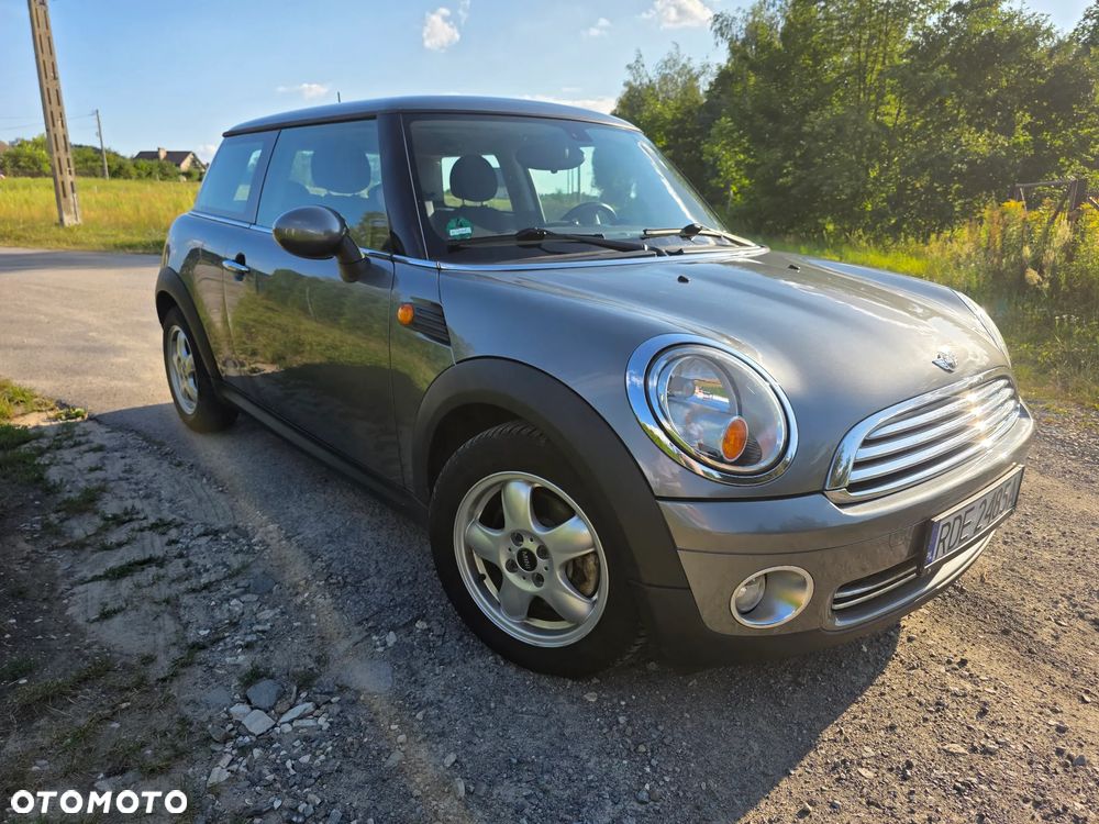 MINI Cooper Standard - 3