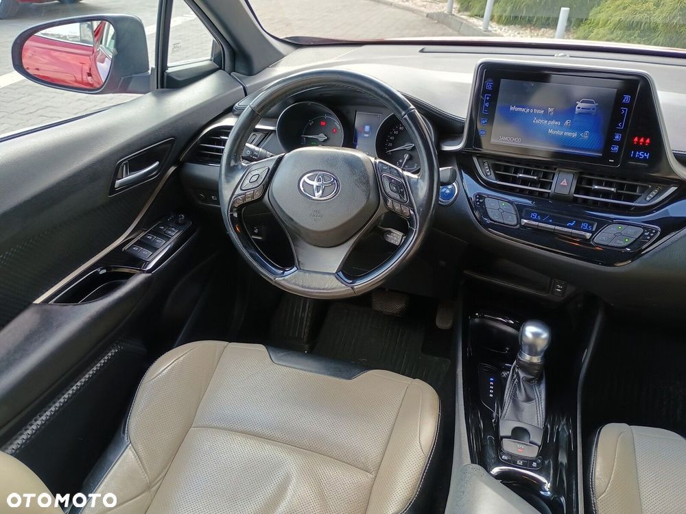 Toyota C-HR - 12