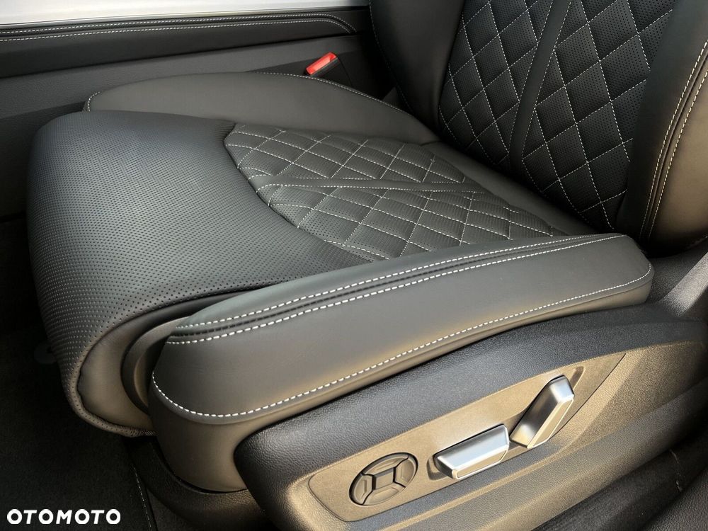 Audi Q8 - 25
