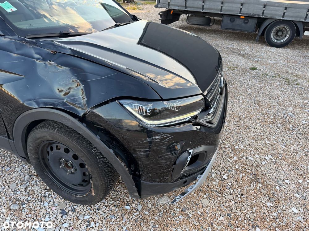 Volkswagen T-Cross - 34