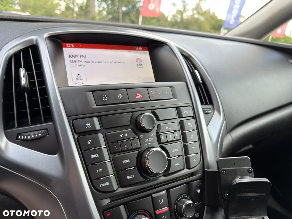Opel Astra 1.4 Essentia - 27