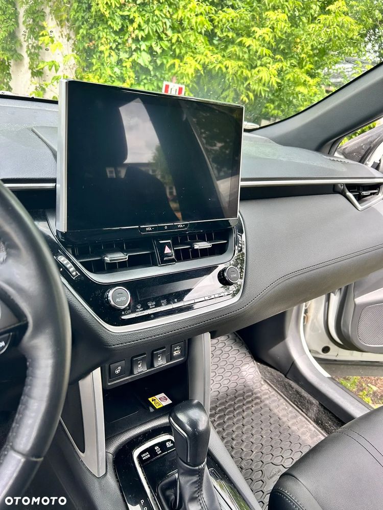 Toyota Corolla Cross 2.0 Hybrid Executive - 23