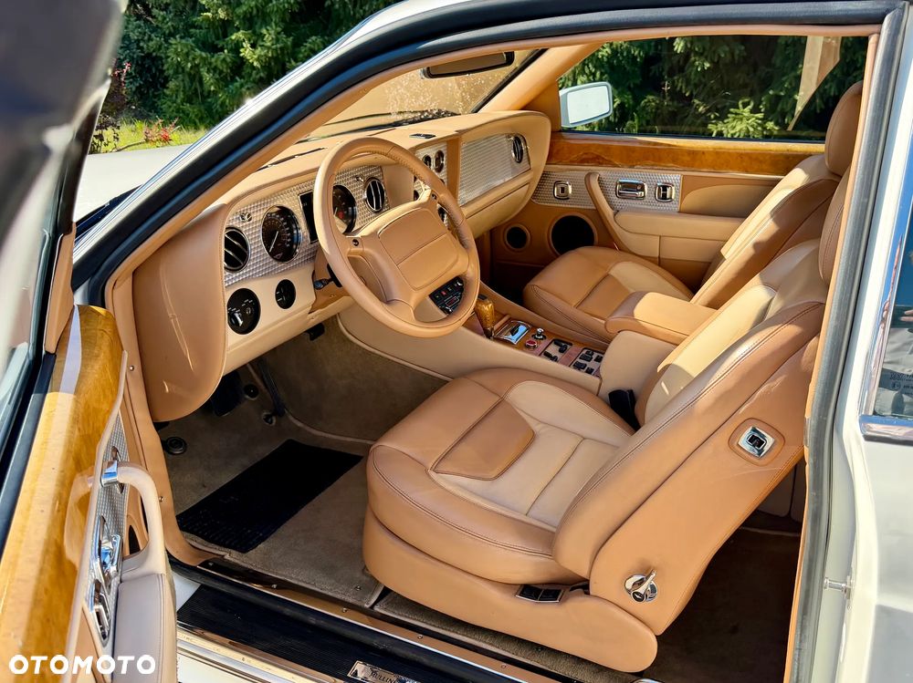 Bentley Continental GT - 15