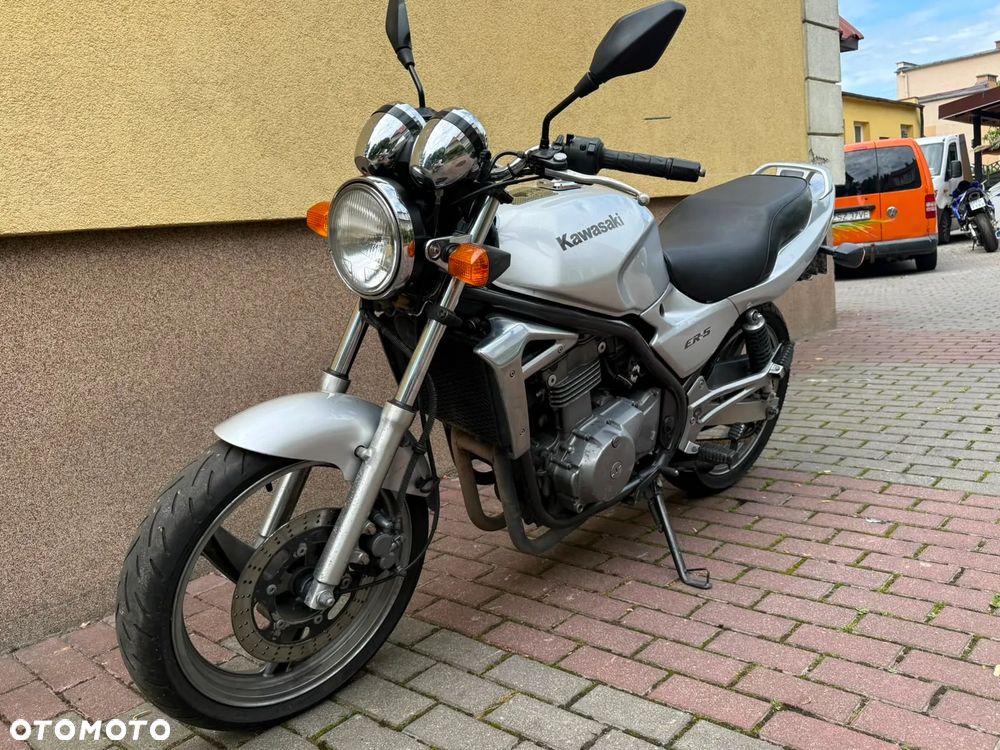 Kawasaki ER - 1