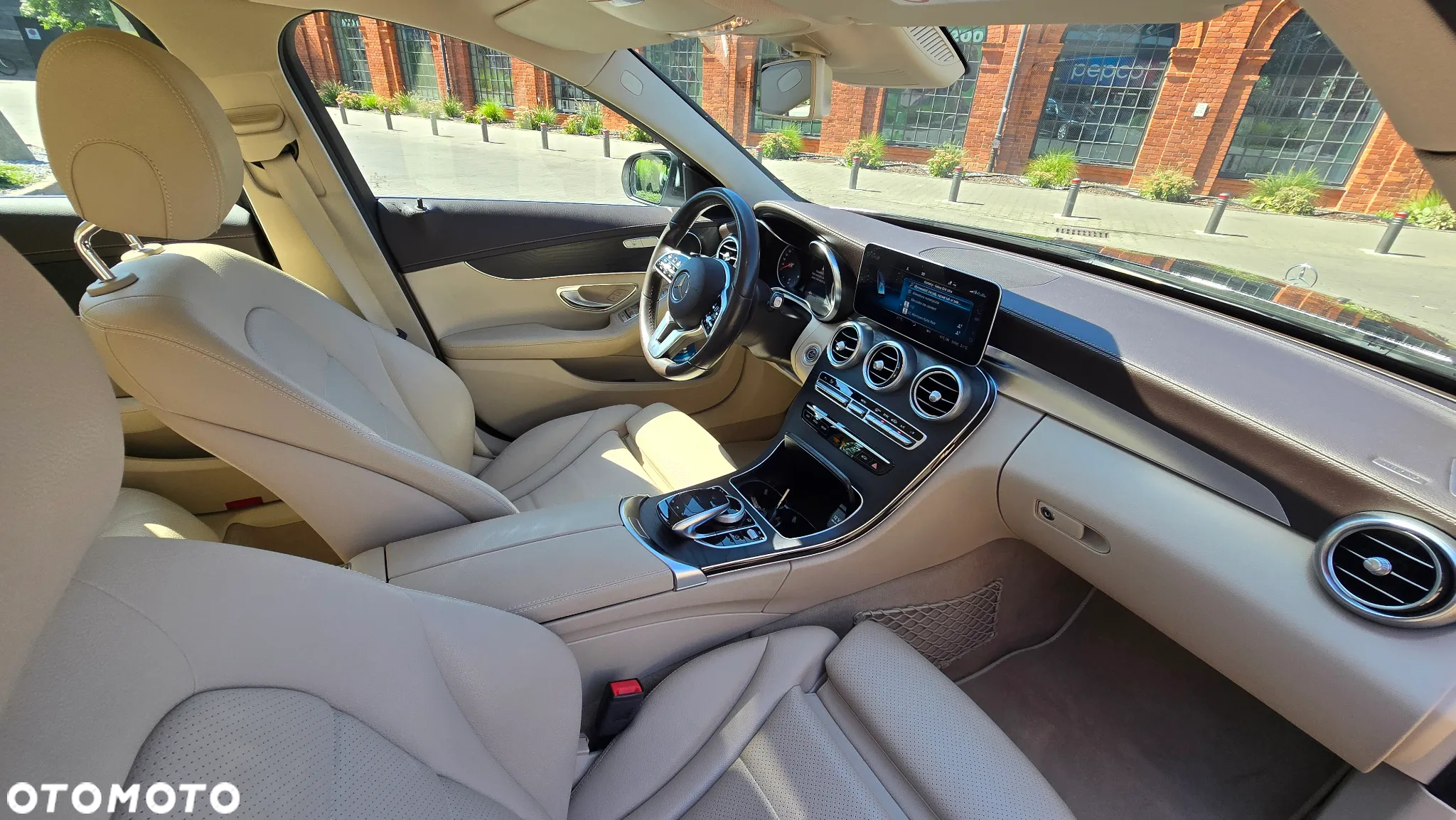 Mercedes-Benz Klasa C 220 d 4MATIC 9G-TRONIC - 17
